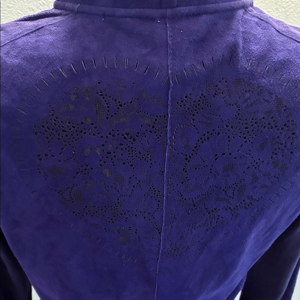 Flora Smith Women purple Suede Jacket w/Laser-Cut Heart Back euro 46 38” chest S